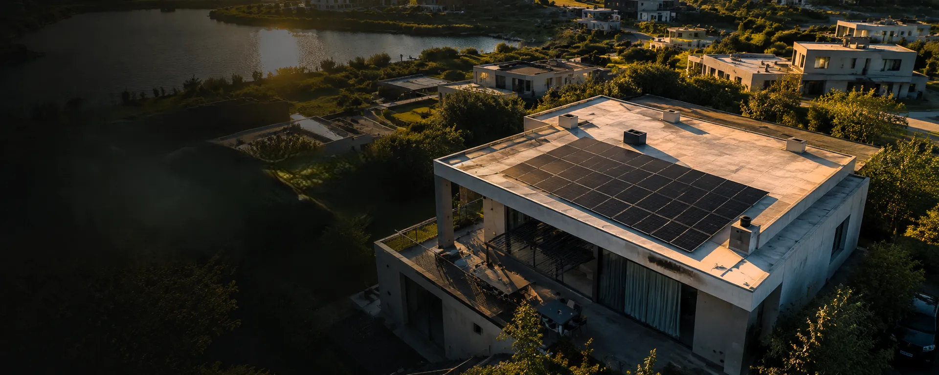 Instalación solar en techo de loza